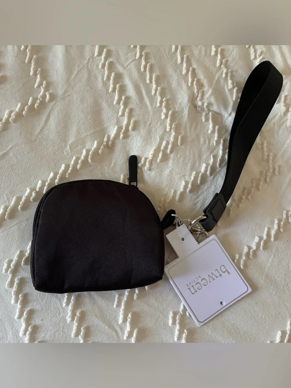 b'tween Active Black Wristlet Pouch mini